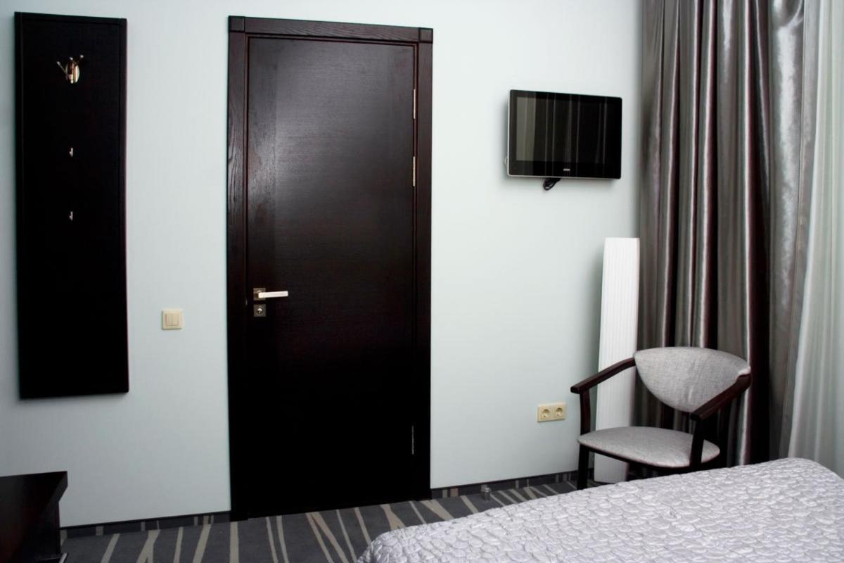 فندق Greenstone خيرسون المظهر الخارجي الصورة